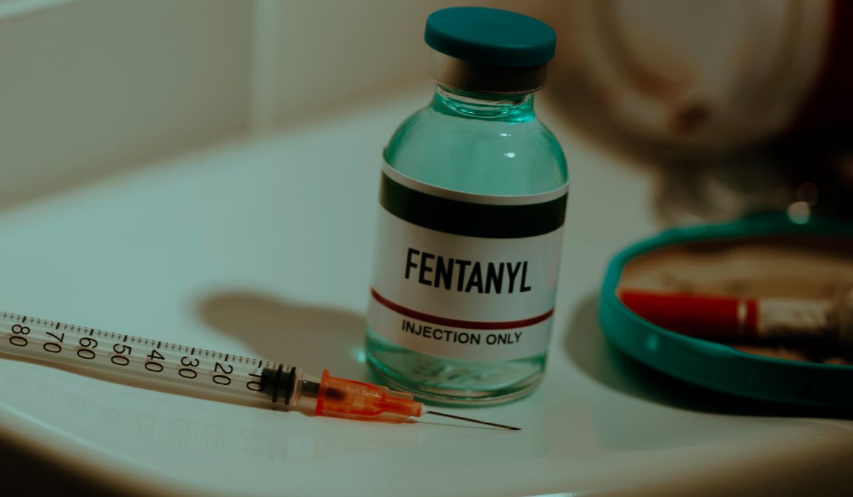 fentanyl injection with needle